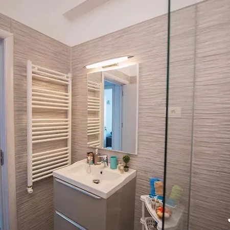 Apartment Apartel Joy Navodari